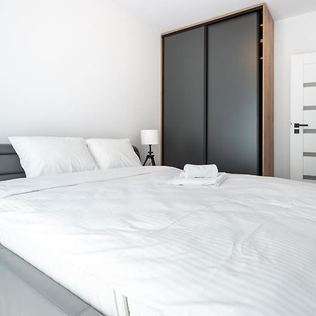 Raciborska 2-Bedroom Apartment Катовіце Екстер'єр фото
